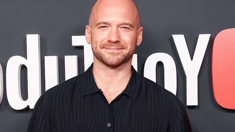 Sean Evans